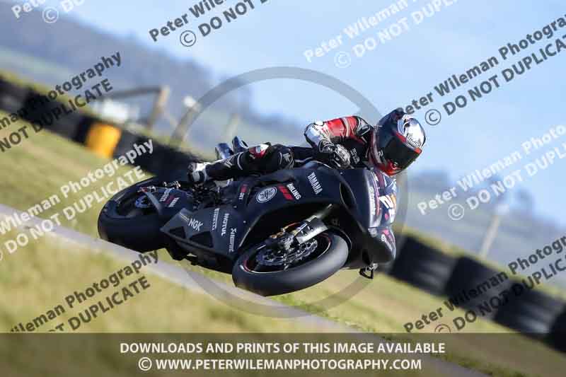 anglesey no limits trackday;anglesey photographs;anglesey trackday photographs;enduro digital images;event digital images;eventdigitalimages;no limits trackdays;peter wileman photography;racing digital images;trac mon;trackday digital images;trackday photos;ty croes
